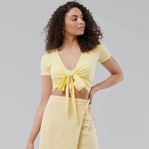 Hollister Wrap shirt baby Tee